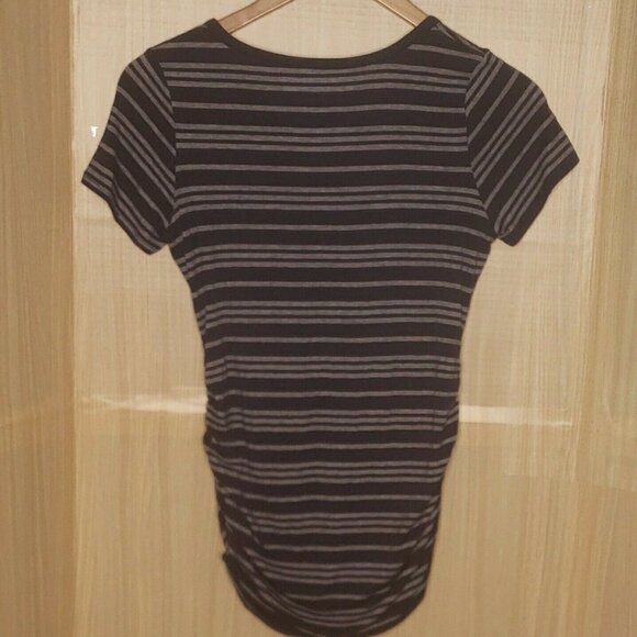 Motherhood Maternity Womens Short Sleeve Tunic Length Striped Knit Top Small - Picture 2 of 7